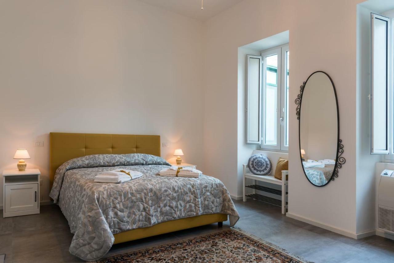 Nonna Vittoria Apartment ساليرنو المظهر الخارجي الصورة