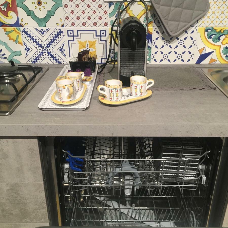 Nonna Vittoria Apartment ساليرنو المظهر الخارجي الصورة